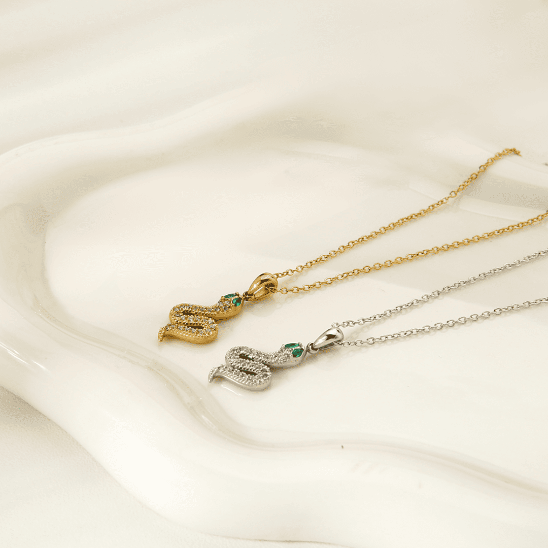 Schlangenanhänger Halskette – 18K Vergoldet & Edelstahl