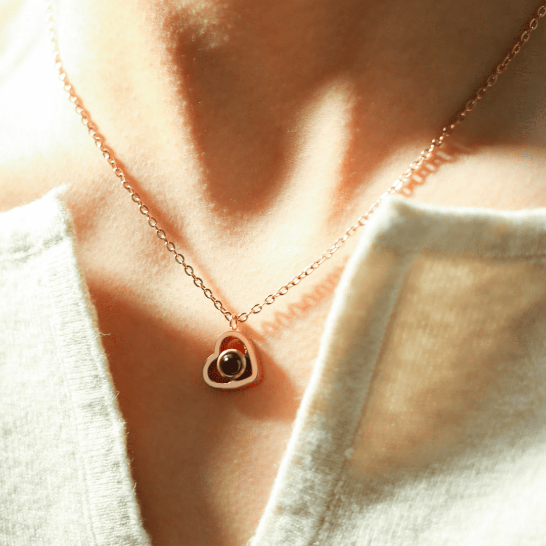 Gravet Personalized Heart Necklace